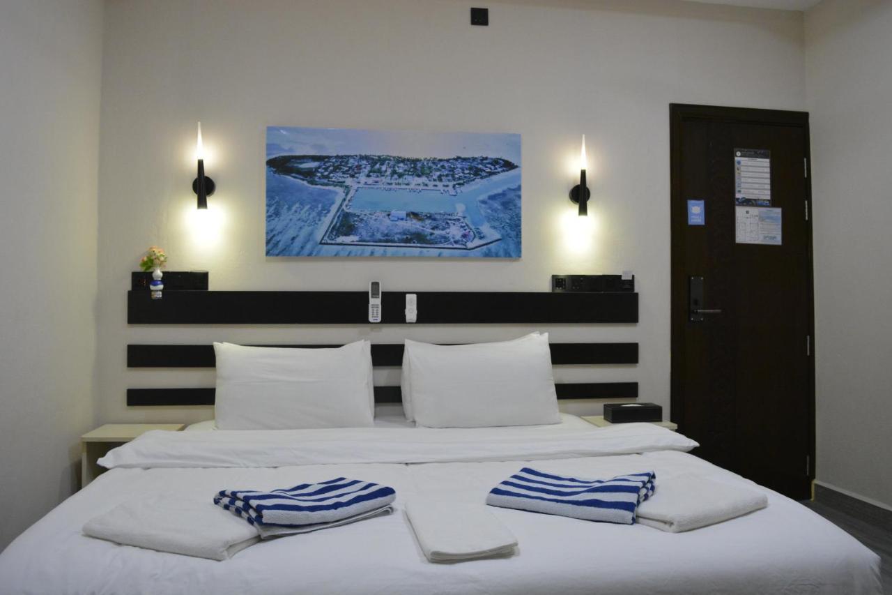 Hotel Infinity Dhiffushi Exteriér fotografie
