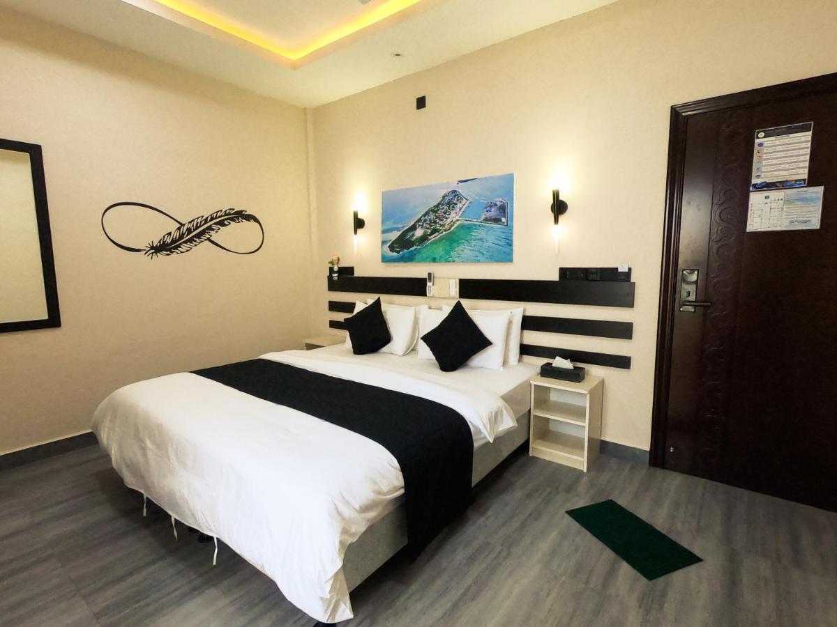 Hotel Infinity Dhiffushi Exteriér fotografie